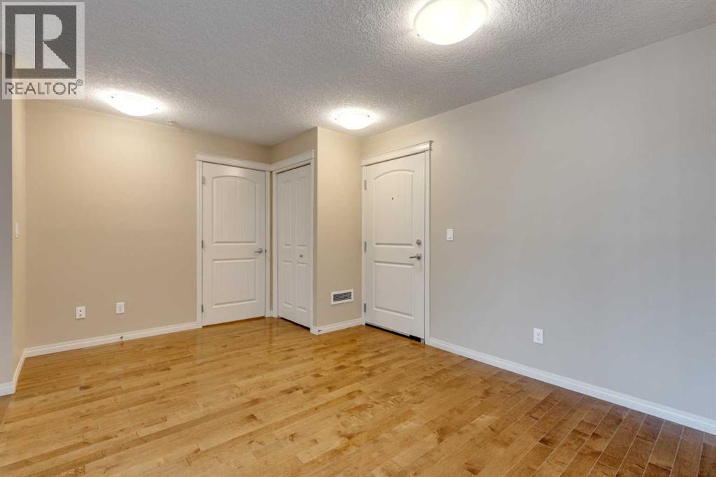 106, 304 Cranberry Park Se, Calgary, Alberta  T3M 1W2 - Photo 2 - A2282535