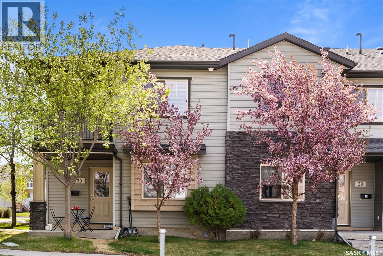 30 5019 James Hill ROAD, Regina, Saskatchewan