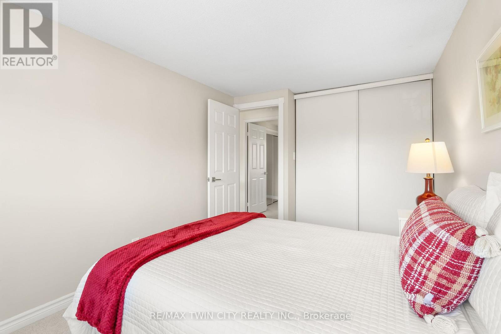 240 Grand River Boulevard, Kitchener, Ontario  N2A 3G8 - Photo 24 - X13168490