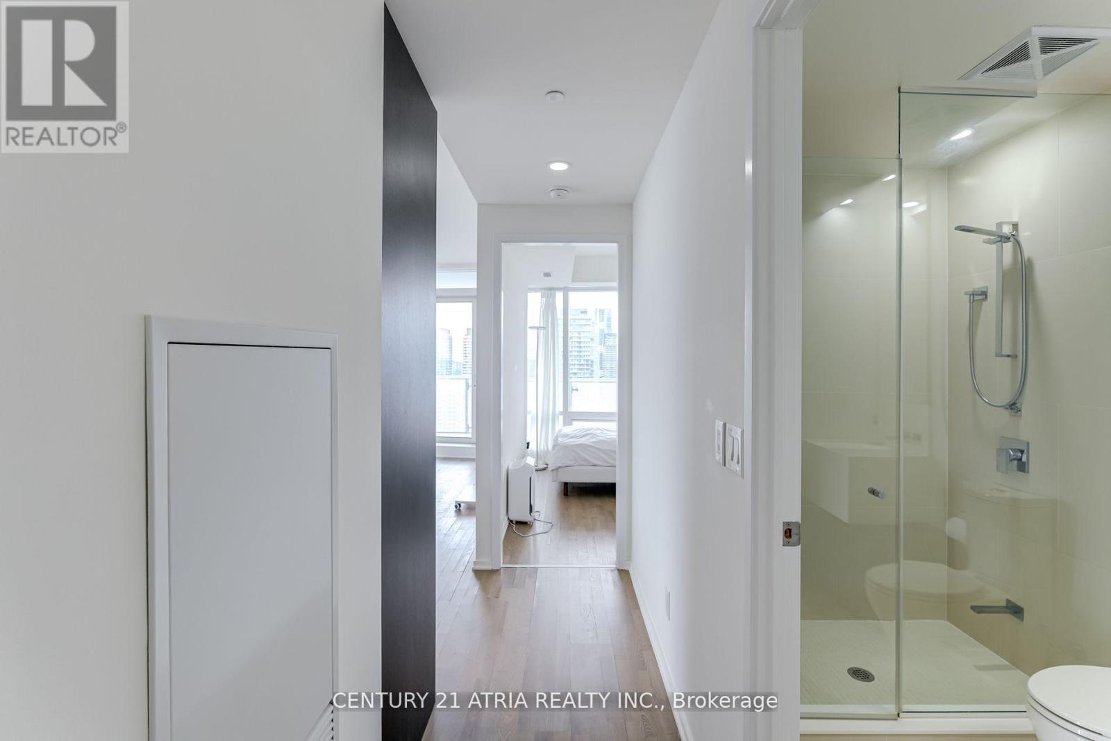 2104 - 1 Bloor Street E, Toronto, Ontario  M4W 0A8 - Photo 19 - C13168534