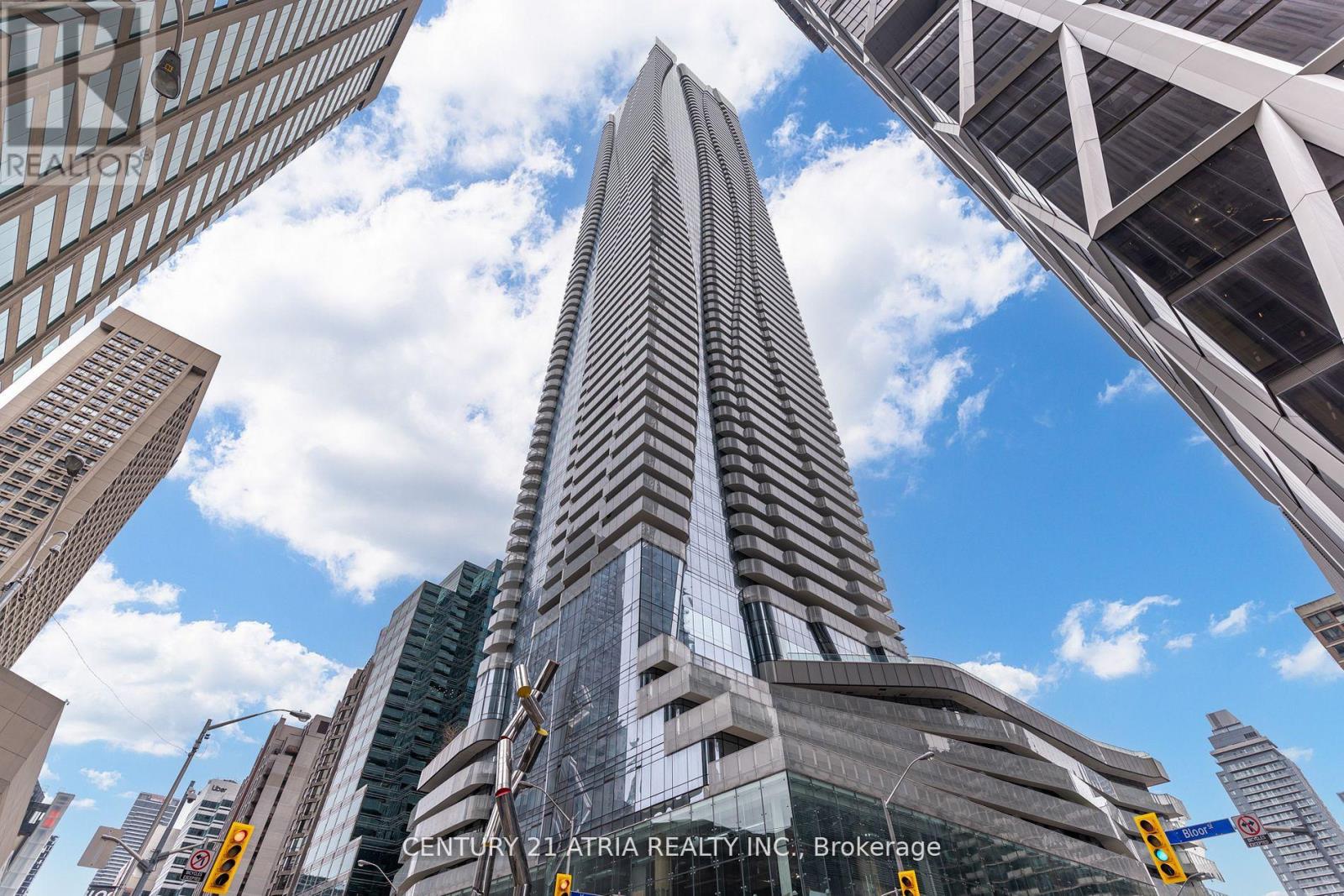 2104 - 1 Bloor Street E, Toronto, Ontario  M4W 0A8 - Photo 2 - C13168534