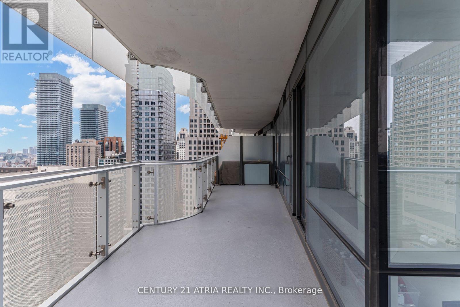 2104 - 1 Bloor Street E, Toronto, Ontario  M4W 0A8 - Photo 24 - C13168534