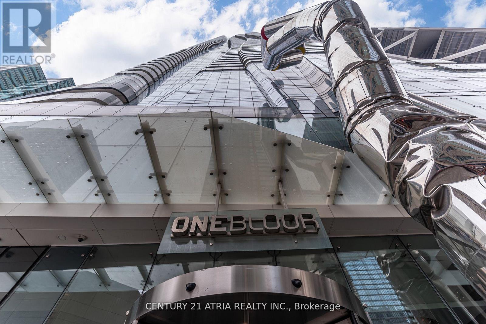 2104 - 1 Bloor Street E, Toronto, Ontario  M4W 0A8 - Photo 3 - C13168534