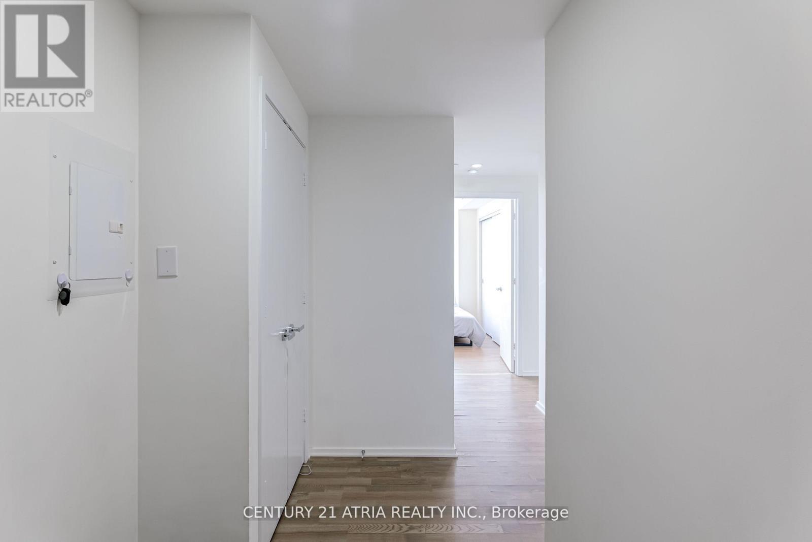 2104 - 1 Bloor Street E, Toronto, Ontario  M4W 0A8 - Photo 35 - C13168534