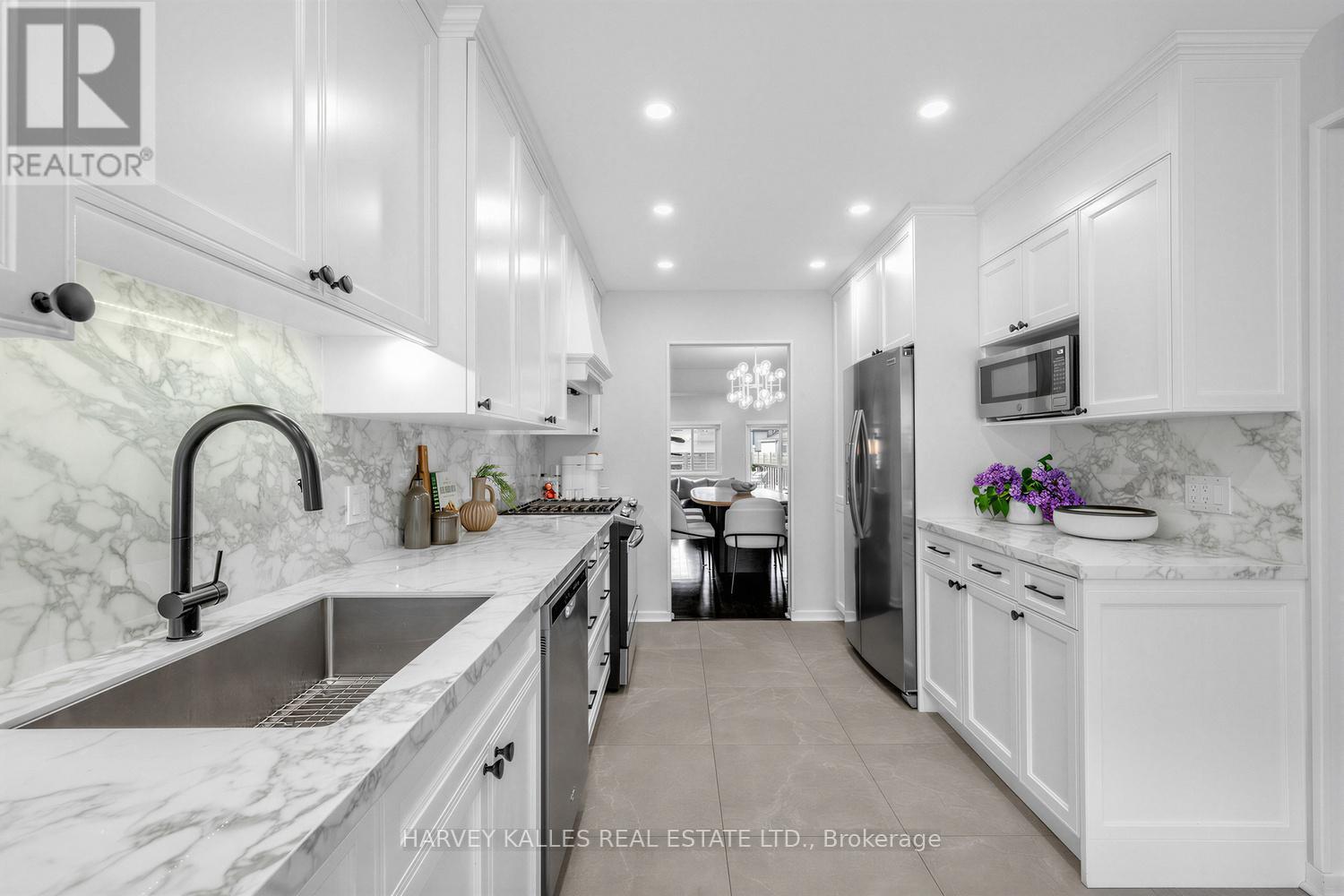 136 Bedford Park Avenue, Toronto, Ontario  M5M 1J1 - Photo 7 - C13168558