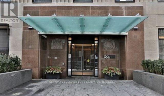 2705 - 88 Scott Street, Toronto, Ontario  M5E 0A9 - Photo 2 - C13168564