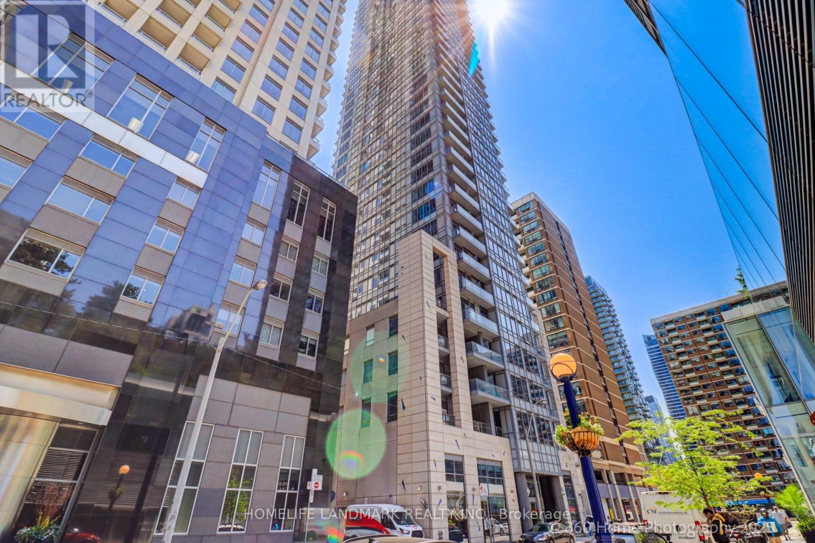 2801 - 21 BALMUTO STREET, Toronto, Ontario