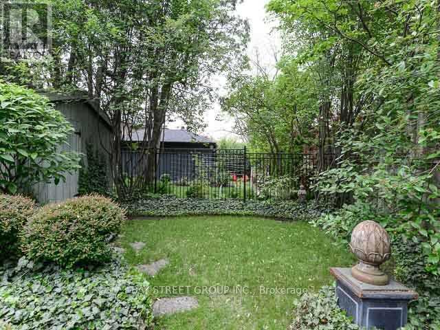 147 Wanless Avenue, Toronto, Ontario  M4N 1W3 - Photo 12 - C13168628