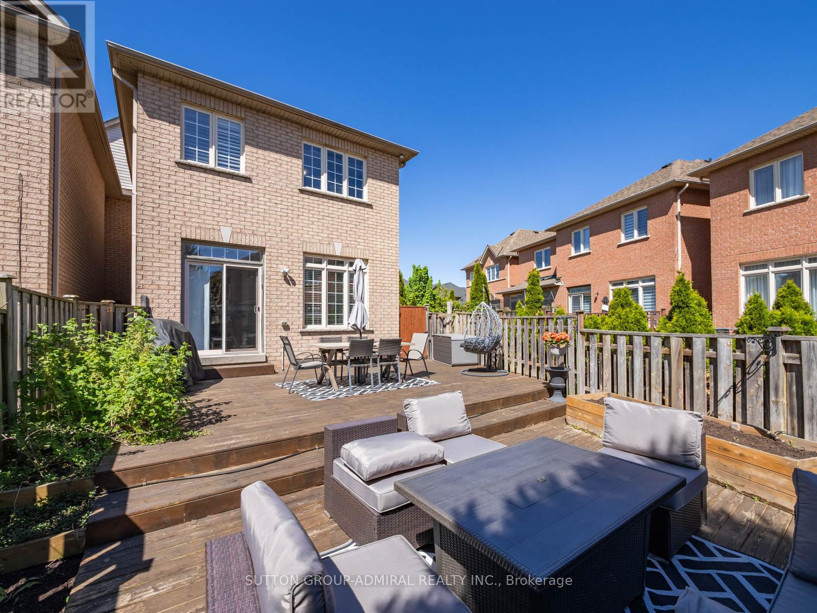 49 Loire Valley Avenue, Vaughan, Ontario  L4J 8V8 - Photo 34 - N13168518