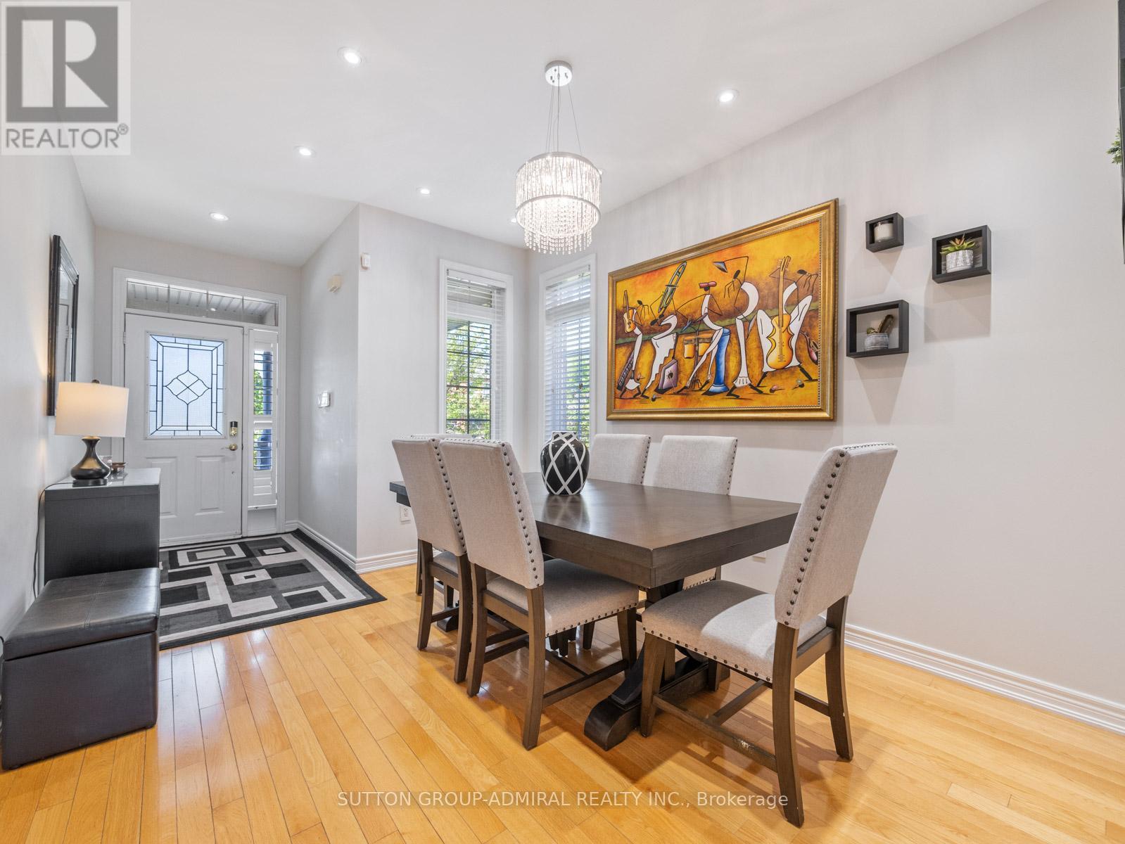 49 Loire Valley Avenue, Vaughan, Ontario  L4J 8V8 - Photo 5 - N13168518