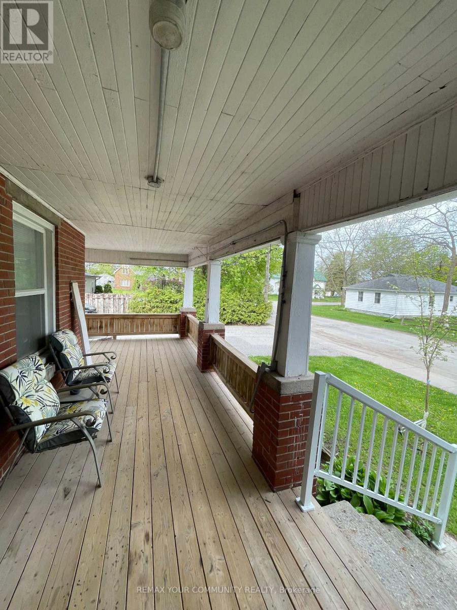2 - 50 Middle Street, Georgina, Ontario  L0E 1R0 - Photo 3 - N13168522