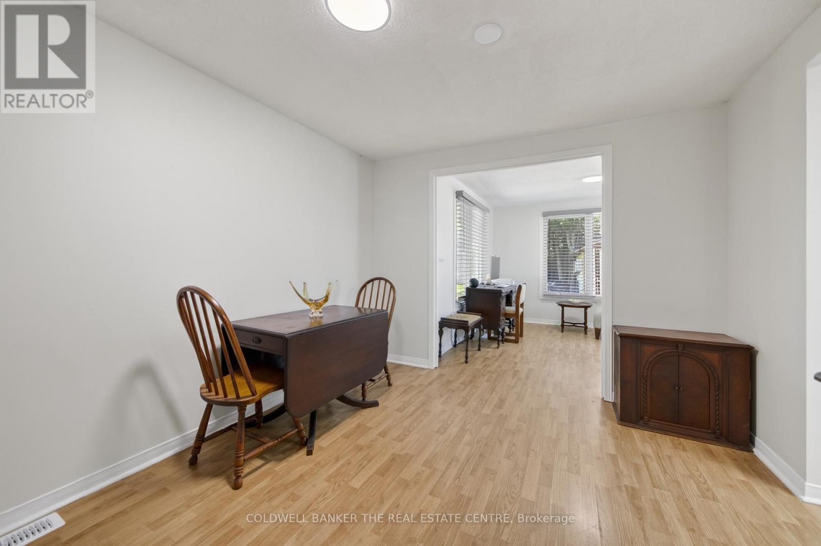 24 Briar Wood Place, Innisfil, Ontario  L0L 1L0 - Photo 11 - N13168536