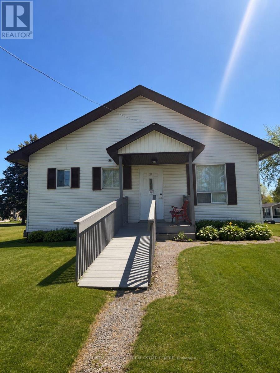 24 Briar Wood Place, Innisfil, Ontario  L0L 1L0 - Photo 37 - N13168536