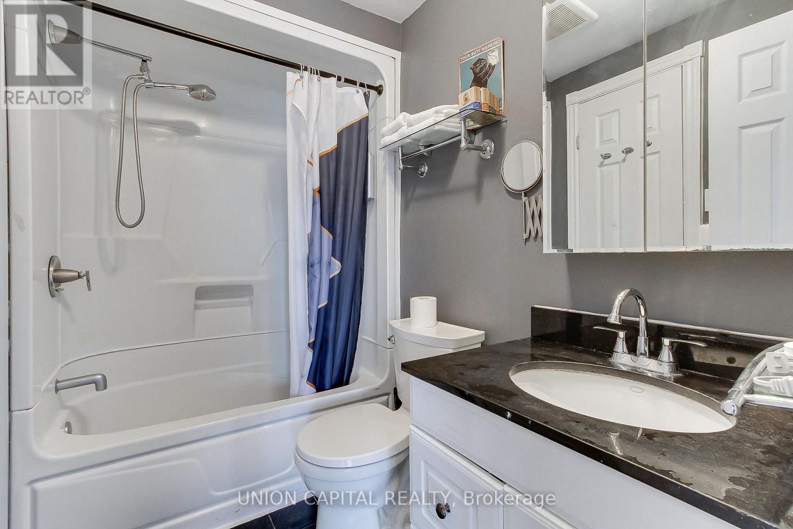 19 - 11 Plaisance Road, Richmond Hill, Ontario  L4C 5H1 - Photo 17 - N13168642