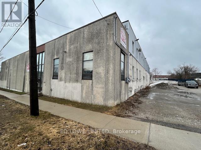 69 Peter Street S, Orillia, Ontario  L3V 5B2 - Photo 2 - S13168644