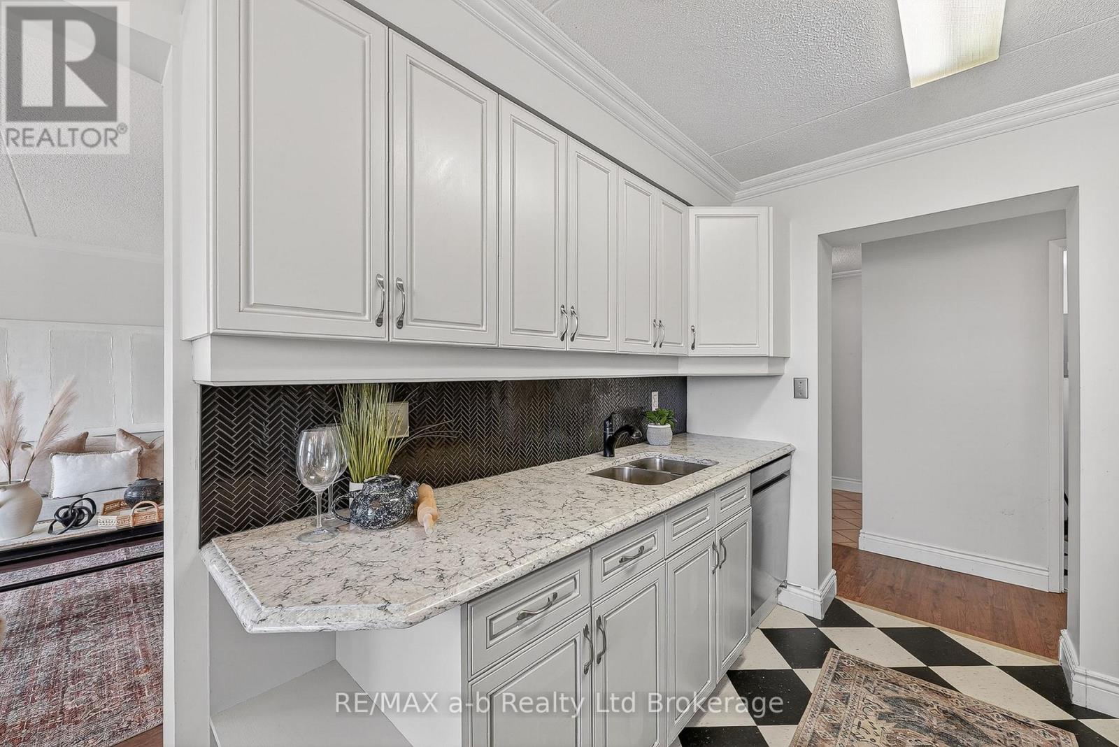 402 - 75 Bridge Street E, Tillsonburg, Ontario  N4G 1T1 - Photo 13 - X13079408