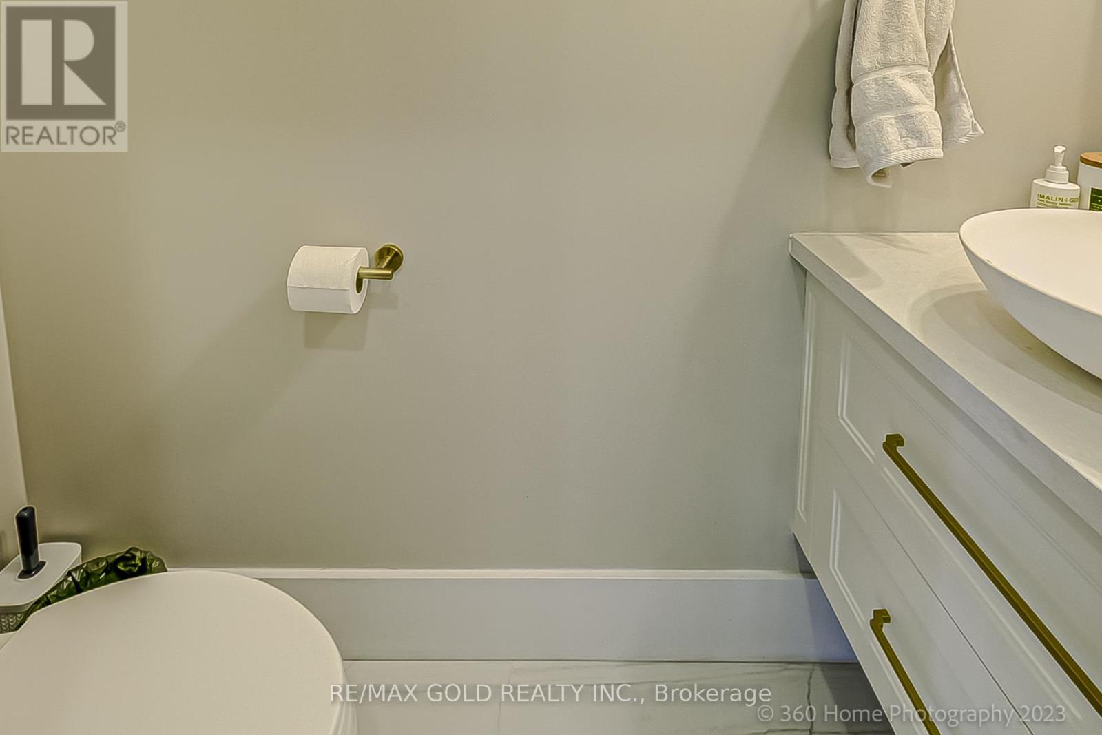 98 Treeline Boulevard, Brampton, Ontario  L6P 1A2 - Photo 19 - W13168580