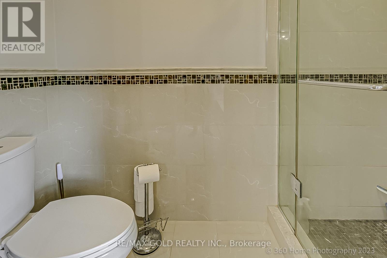 98 Treeline Boulevard, Brampton, Ontario  L6P 1A2 - Photo 31 - W13168580
