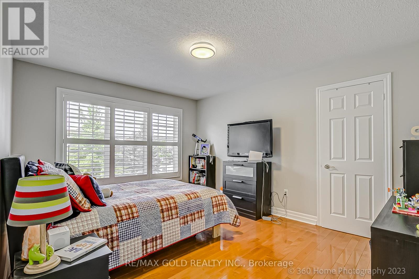 98 Treeline Boulevard, Brampton, Ontario  L6P 1A2 - Photo 33 - W13168580