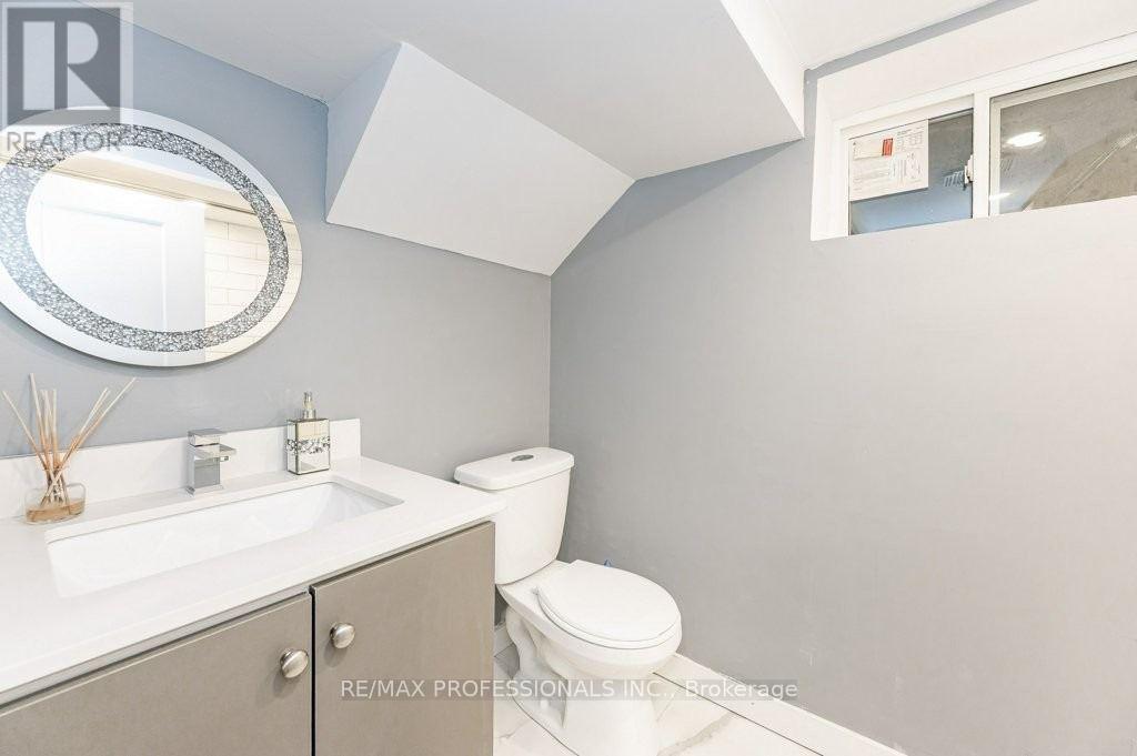 Lower - 15 Wexford Avenue N, Hamilton, Ontario  L8H 4M2 - Photo 9 - X13168526