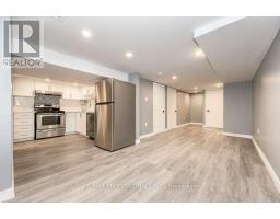 LOWER - 15 WEXFORD AVENUE N, Hamilton, Ontario