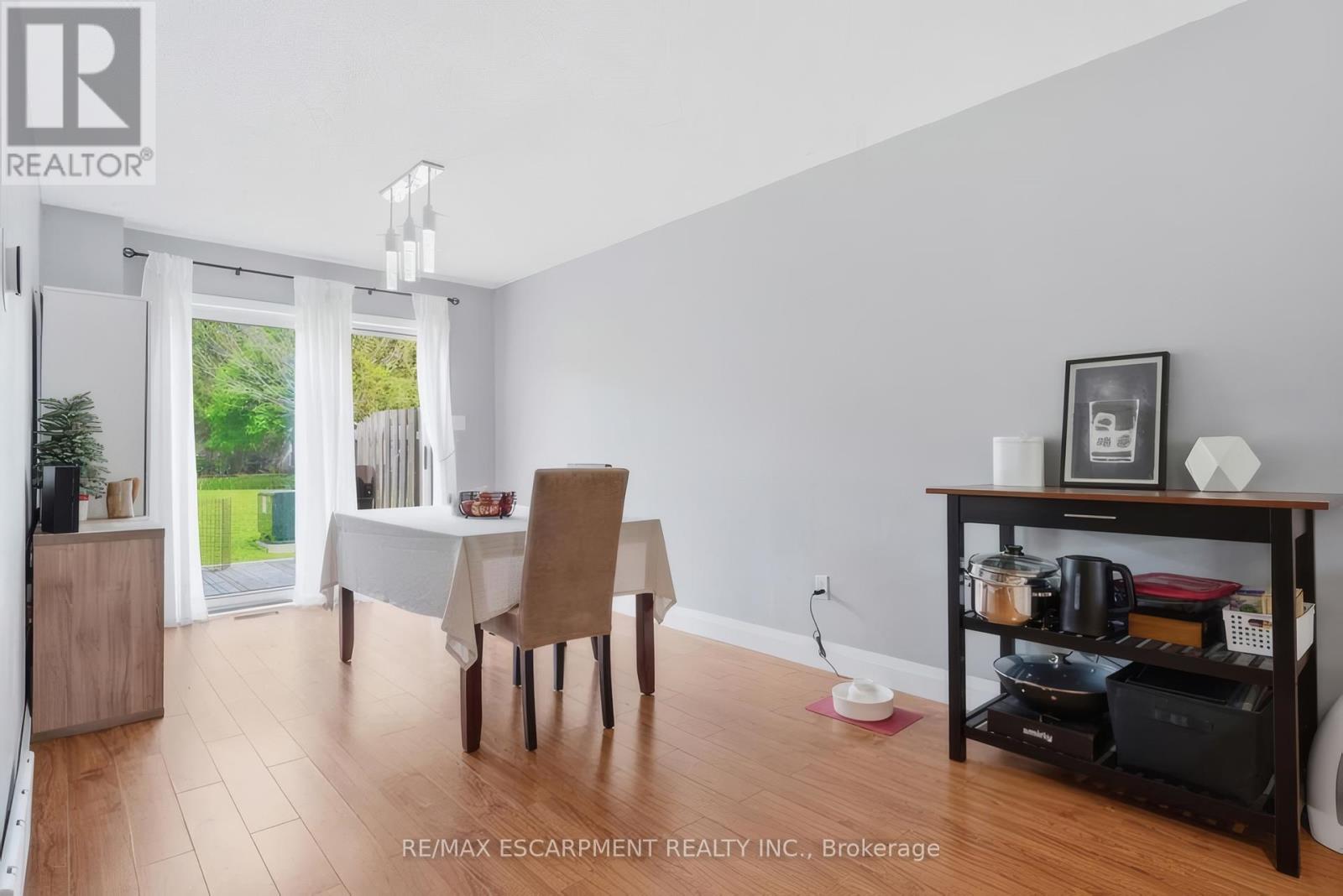 K - 653 Albert Street, Waterloo, Ontario  N2L 3V5 - Photo 10 - X13168594