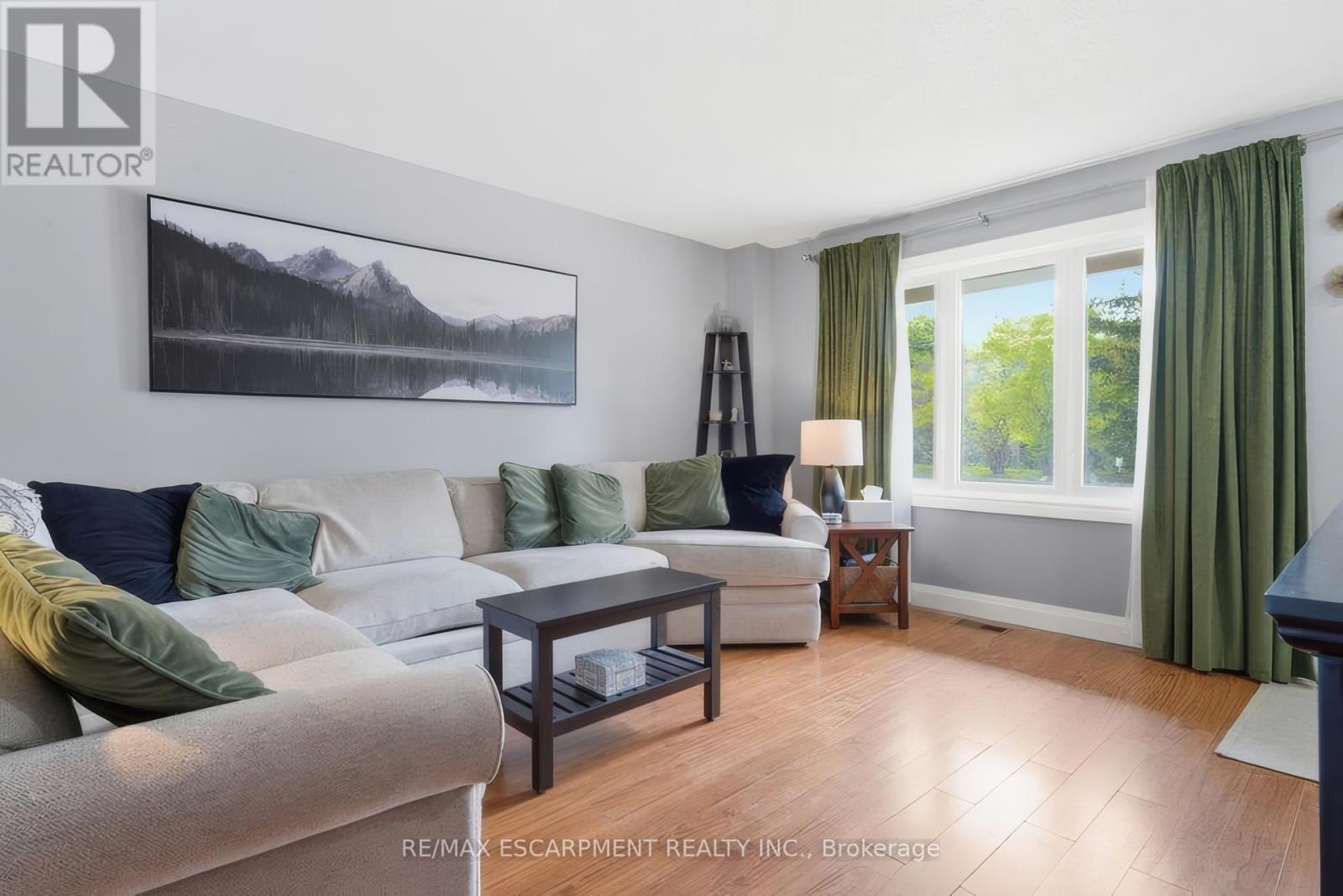 K - 653 Albert Street, Waterloo, Ontario  N2L 3V5 - Photo 6 - X13168594