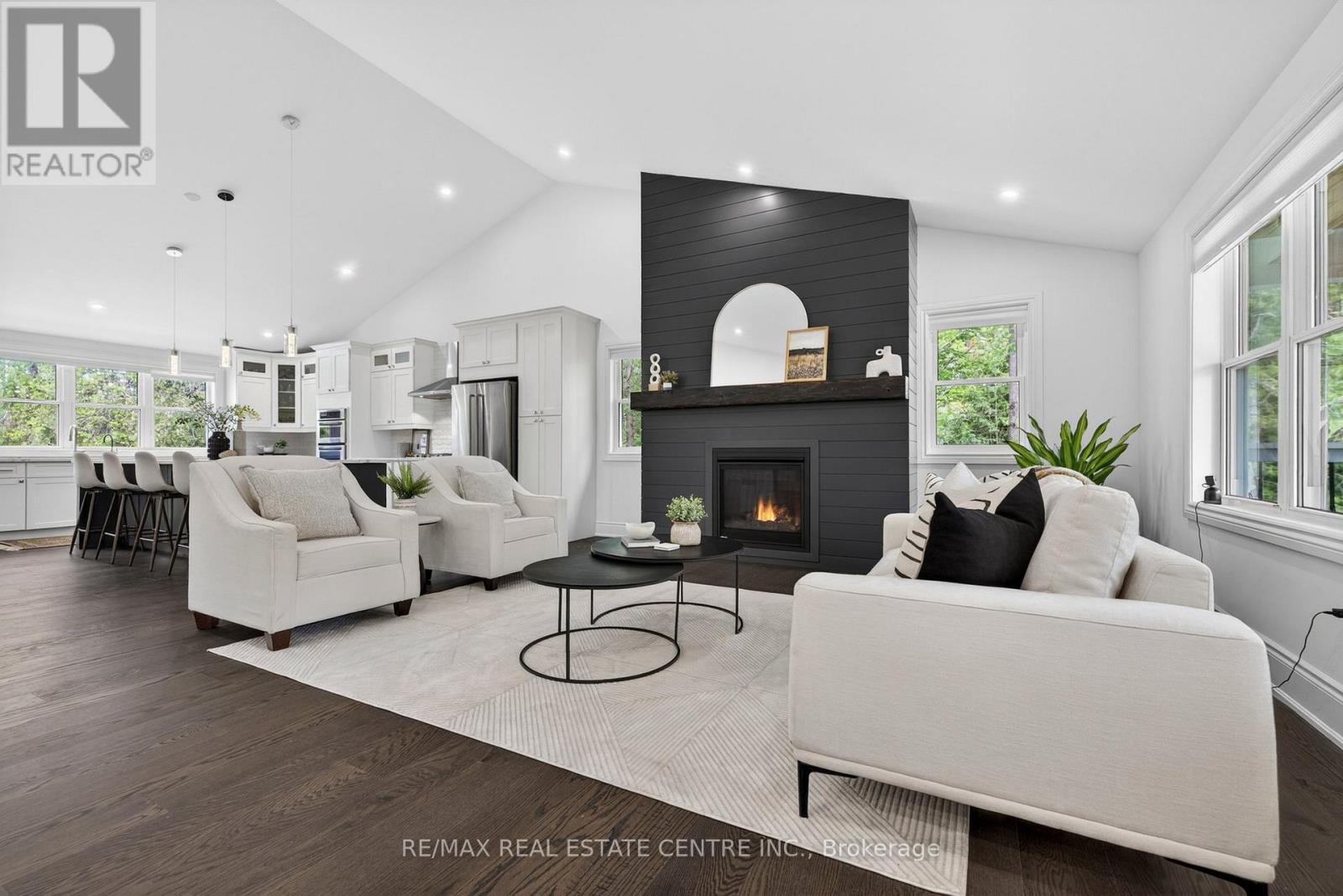 17 William Street, Hamilton, Ontario  L0R 1H2 - Photo 3 - X13168608