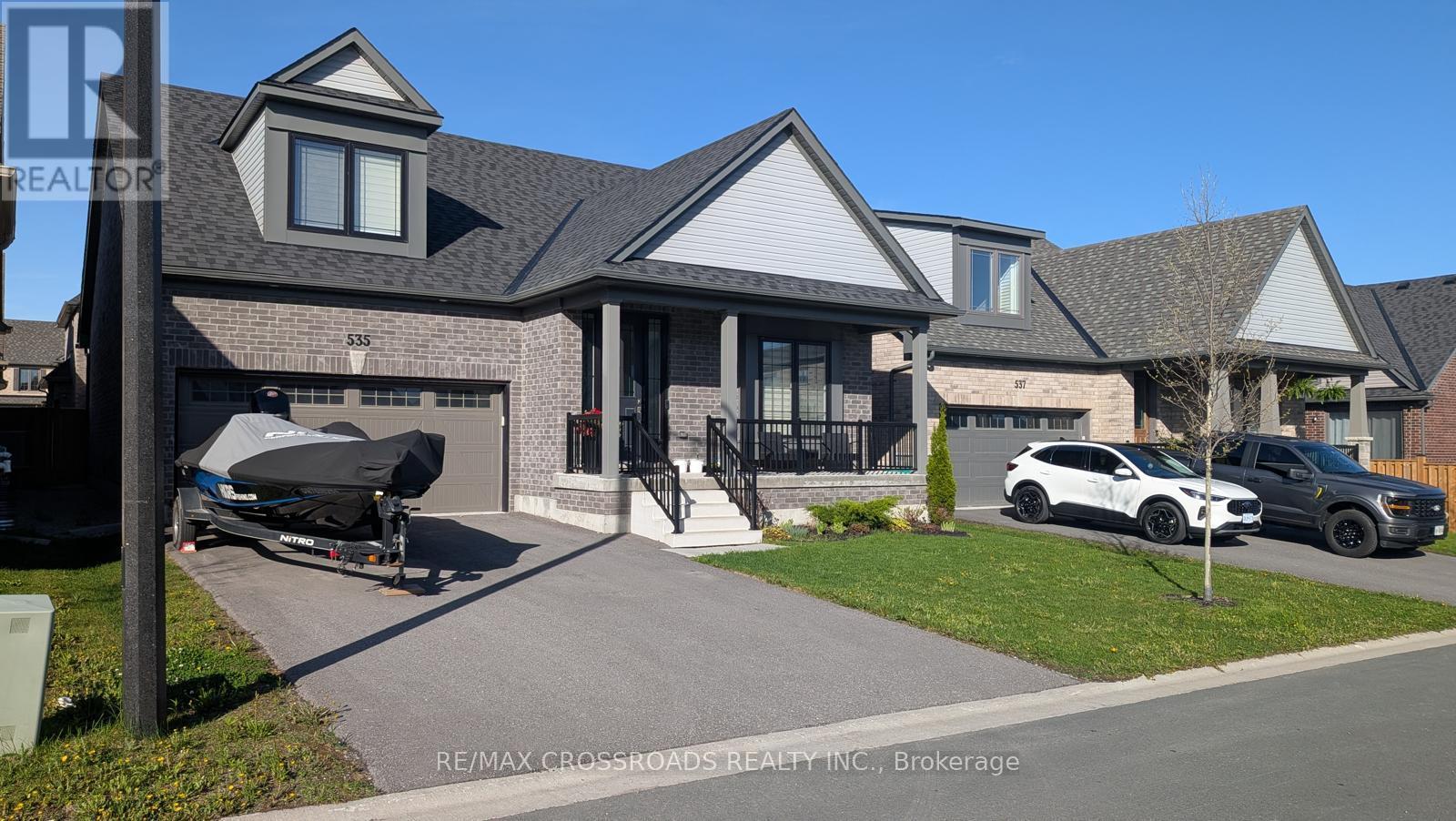 535 Macintosh Grove, Peterborough, Ontario  K9H 0K1 - Photo 2 - X13168610