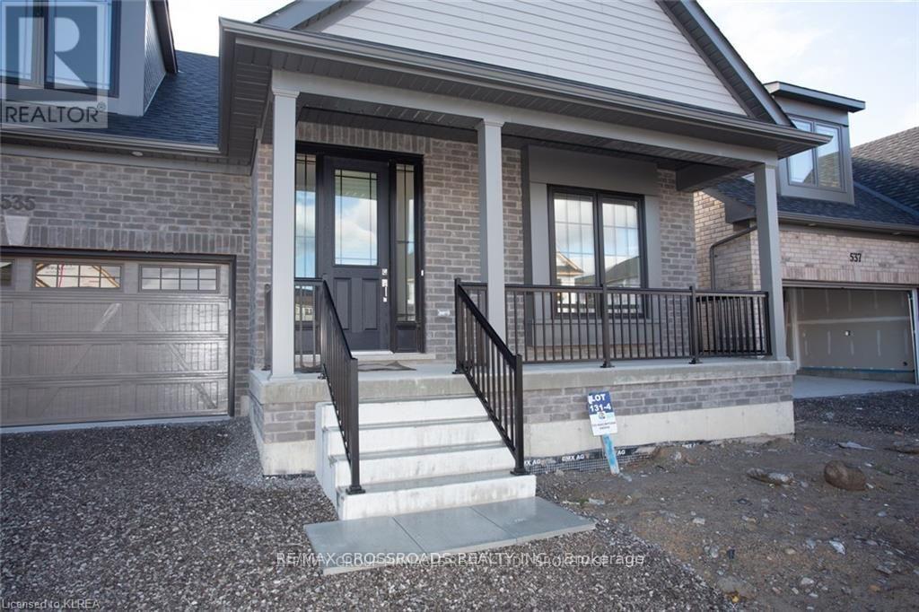 535 Macintosh Grove, Peterborough, Ontario  K9H 0K1 - Photo 3 - X13168610