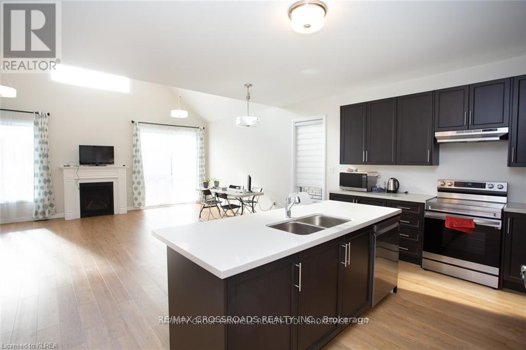 535 Macintosh Grove, Peterborough, Ontario  K9H 0K1 - Photo 8 - X13168610