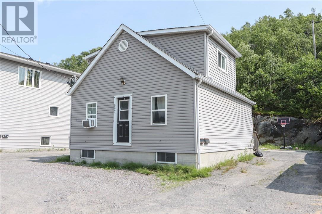 597 Kingsway, Sudbury, Ontario  P3B 2E4 - Photo 3 - 2127995