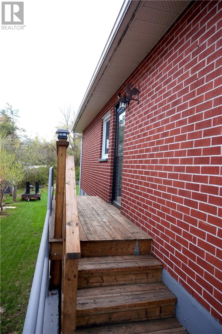 85 Front Street, Sudbury, Ontario  P3E 3K8 - Photo 8 - 2126587