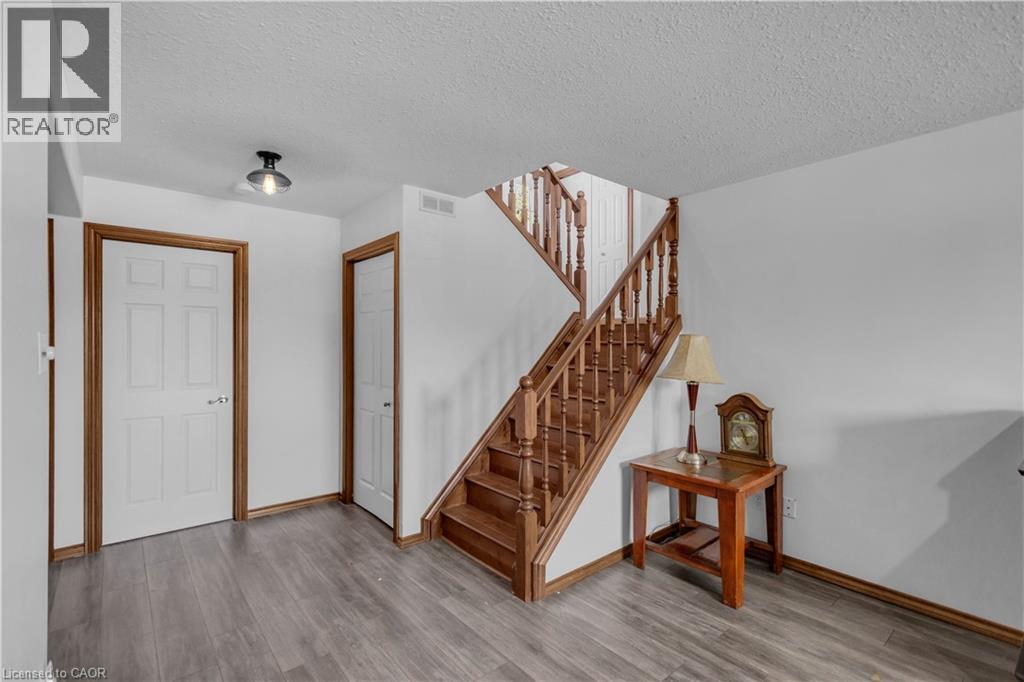 47 Sunnyside Drive, St. George, Ontario  N0E 1N0 - Photo 20 - 40829102
