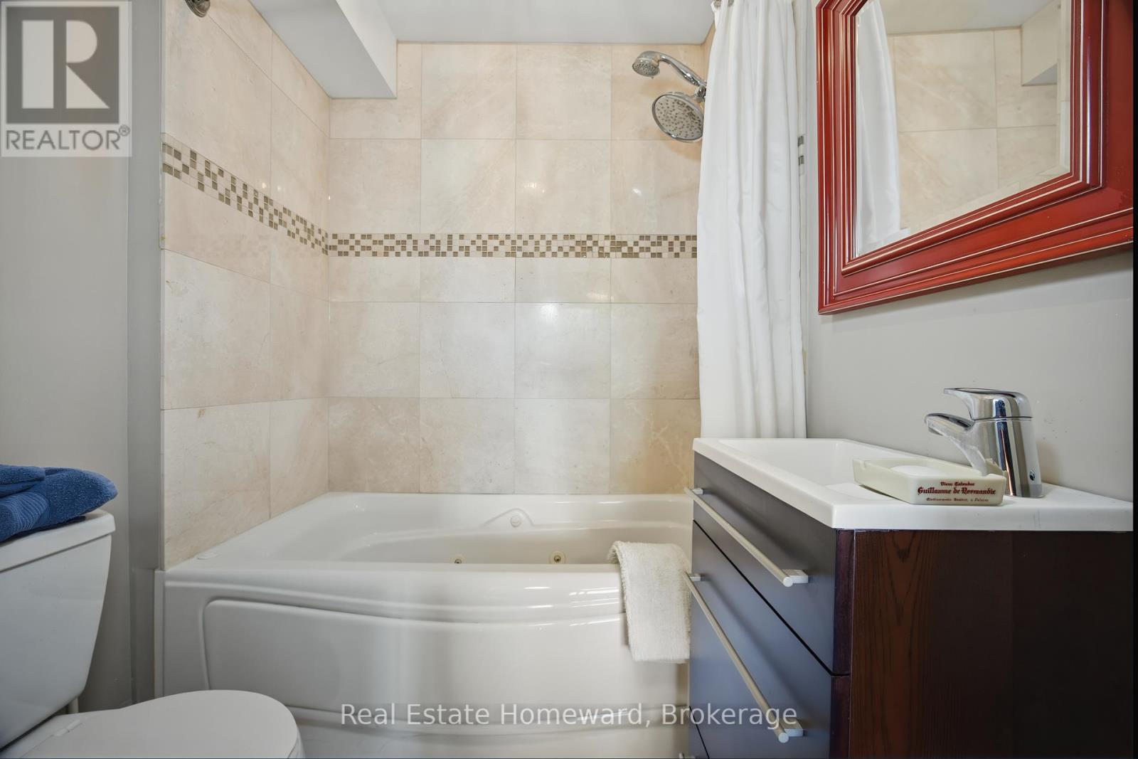 1467 Dundas Street E, Toronto, Ontario  M4M 1S7 - Photo 21 - E13162766