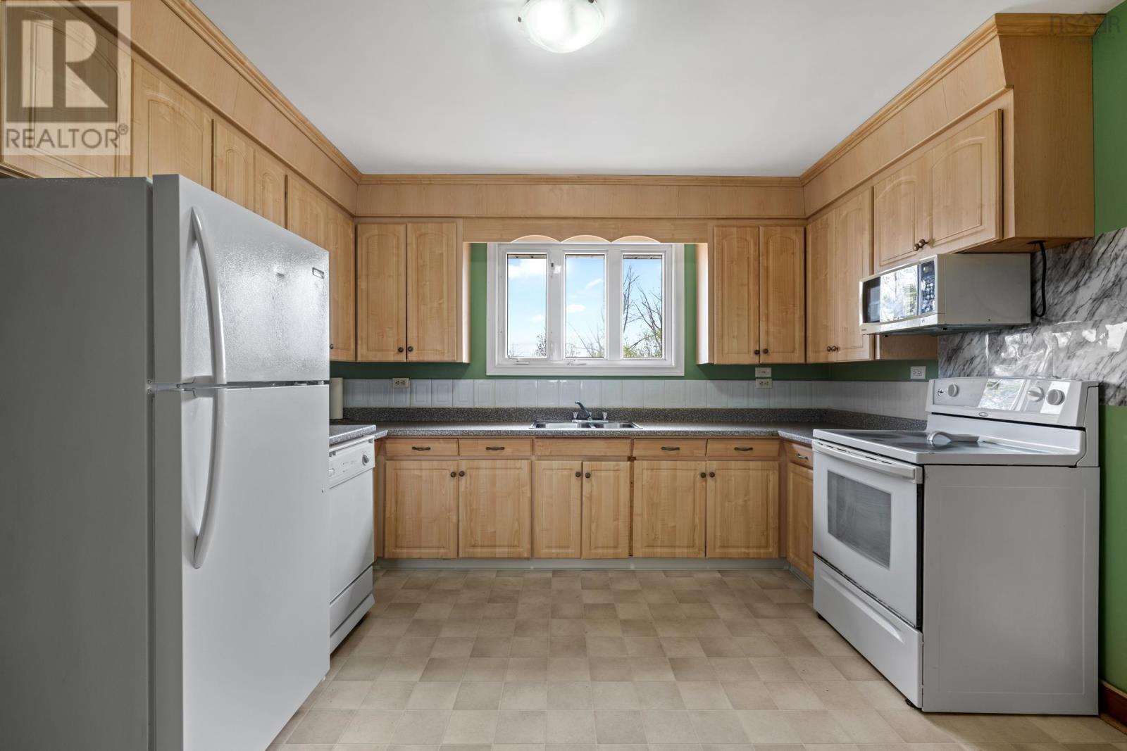 17 Ellen Drive, Dartmouth, Nova Scotia  B2W 2J7 - Photo 19 - 202611450
