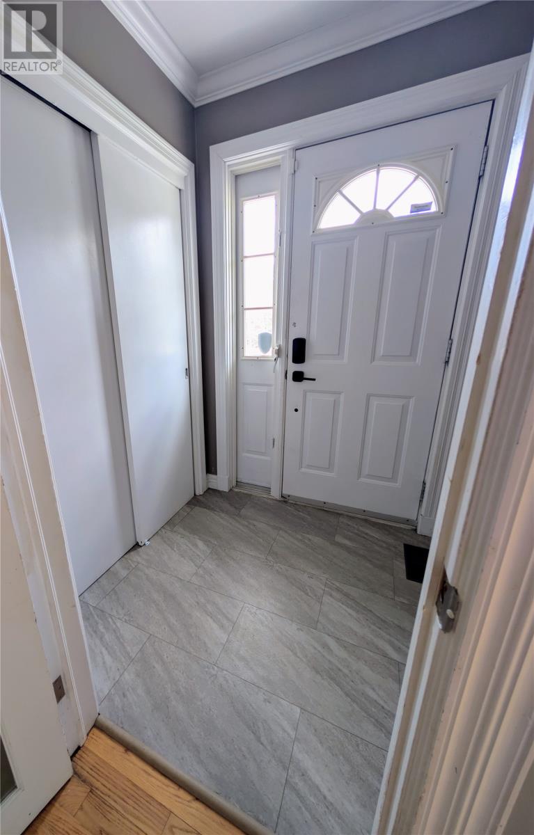 60 Grandy Avenue, Gander, Newfoundland & Labrador A1V 1B4 - Photo 2 - 1297964