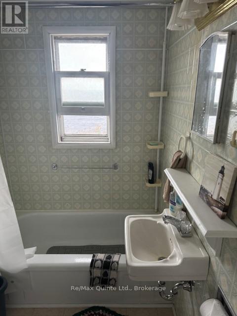 5083 Long Point Road, Prince Edward County, Ontario  K0K 2T0 - Photo 8 - X13168904