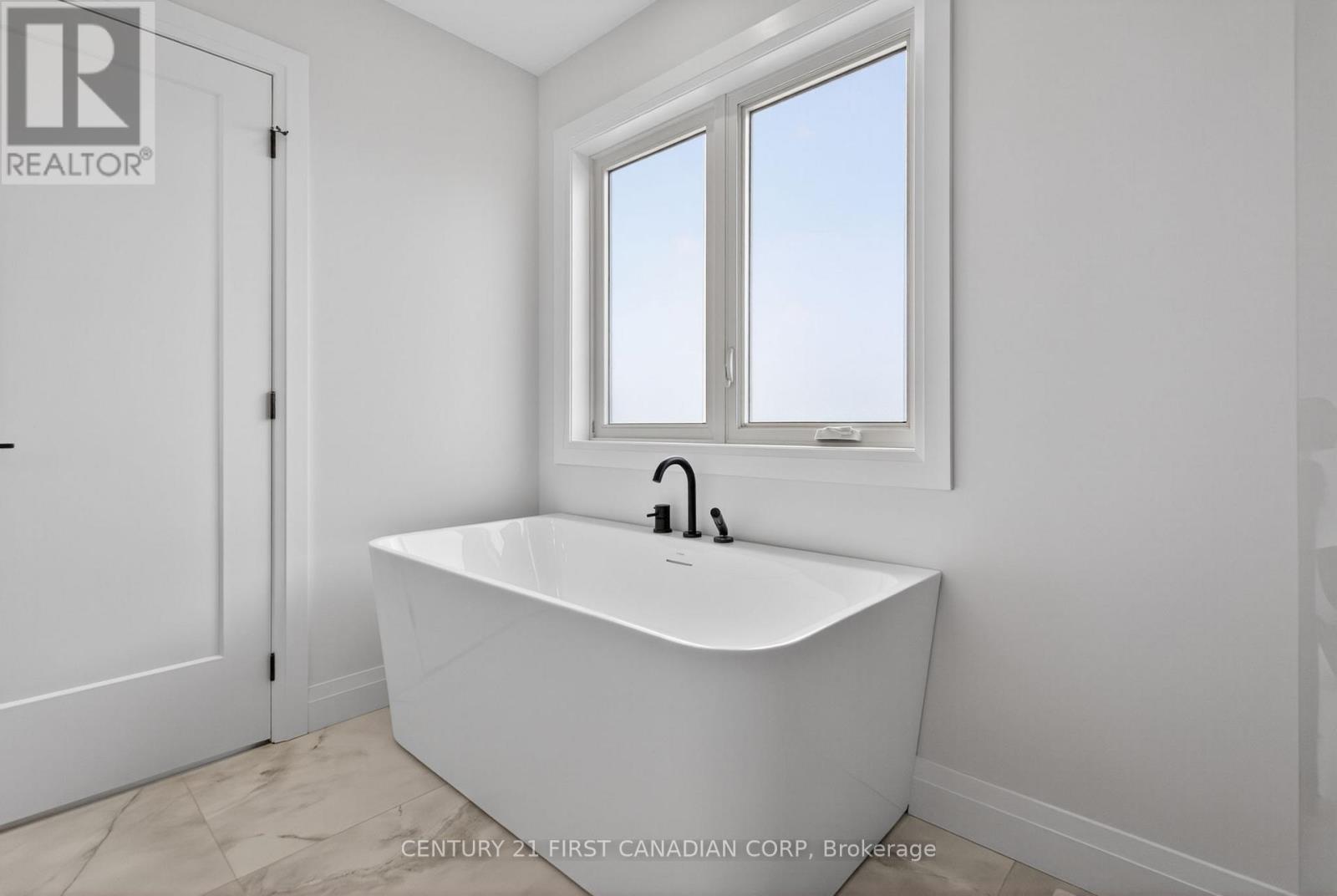 61 Hardy Drive, Strathroy-Caradoc, Ontario  N7G 0G2 - Photo 25 - X13168794