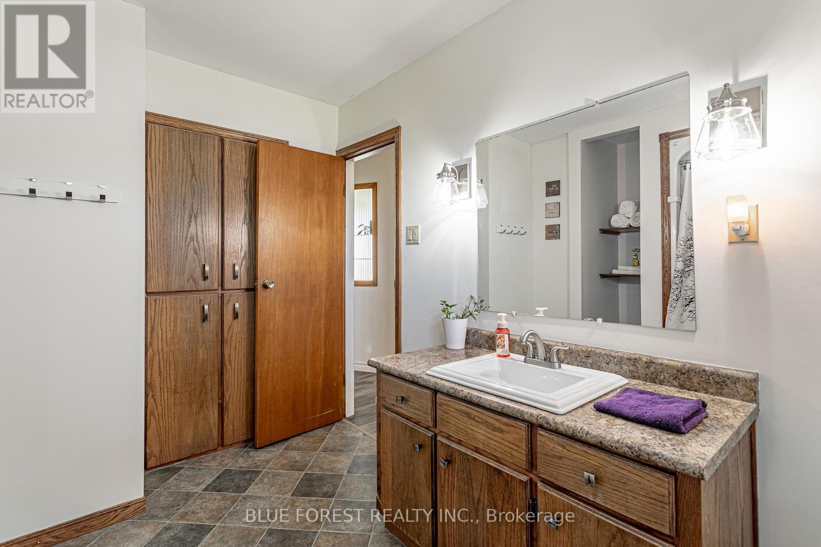 48449 Jamestown Line, Malahide, Ontario  N5H 2R2 - Photo 12 - X13168834