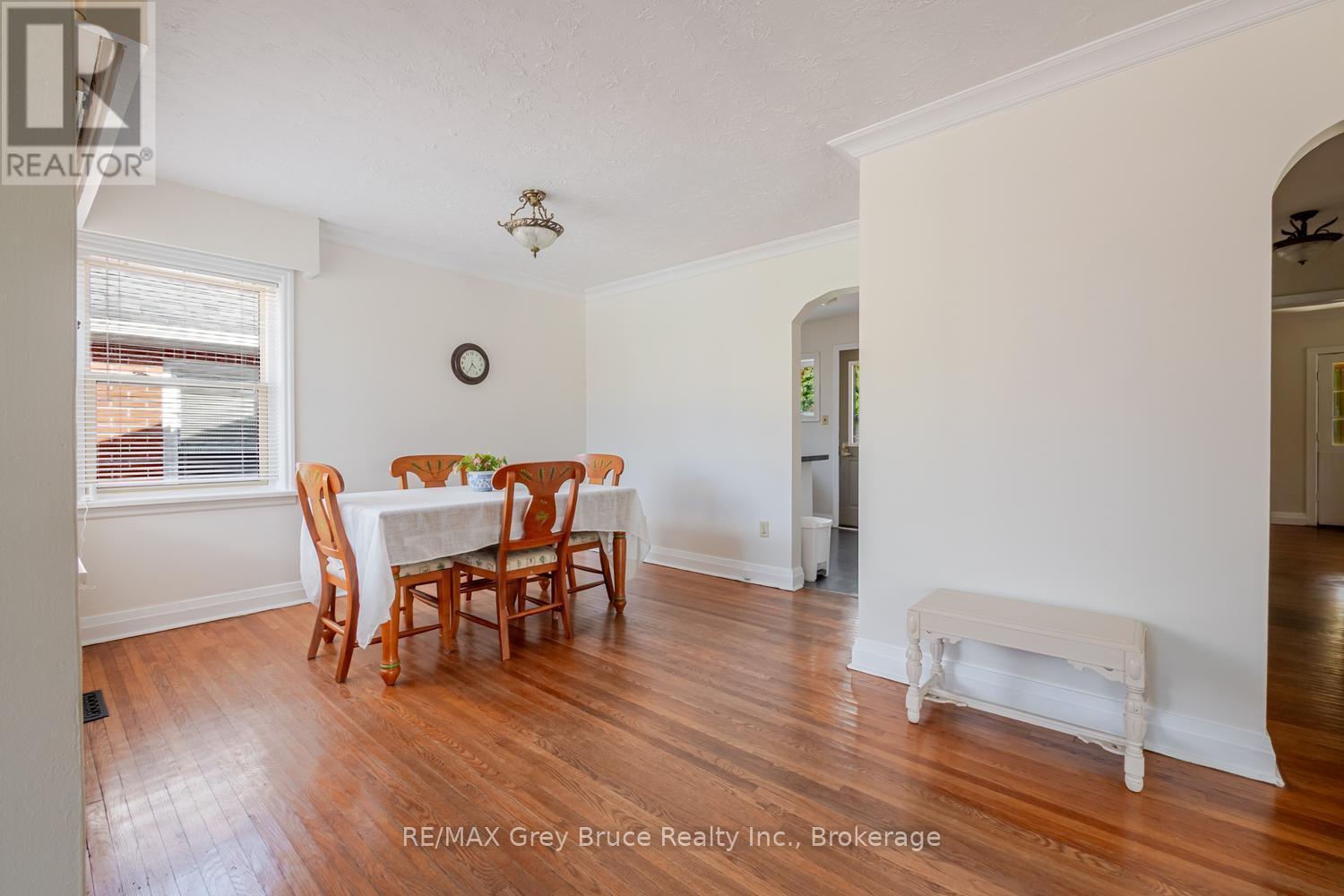 129 3rd A Street W, Owen Sound, Ontario N4K 3J6 - Photo 11 - X13168702