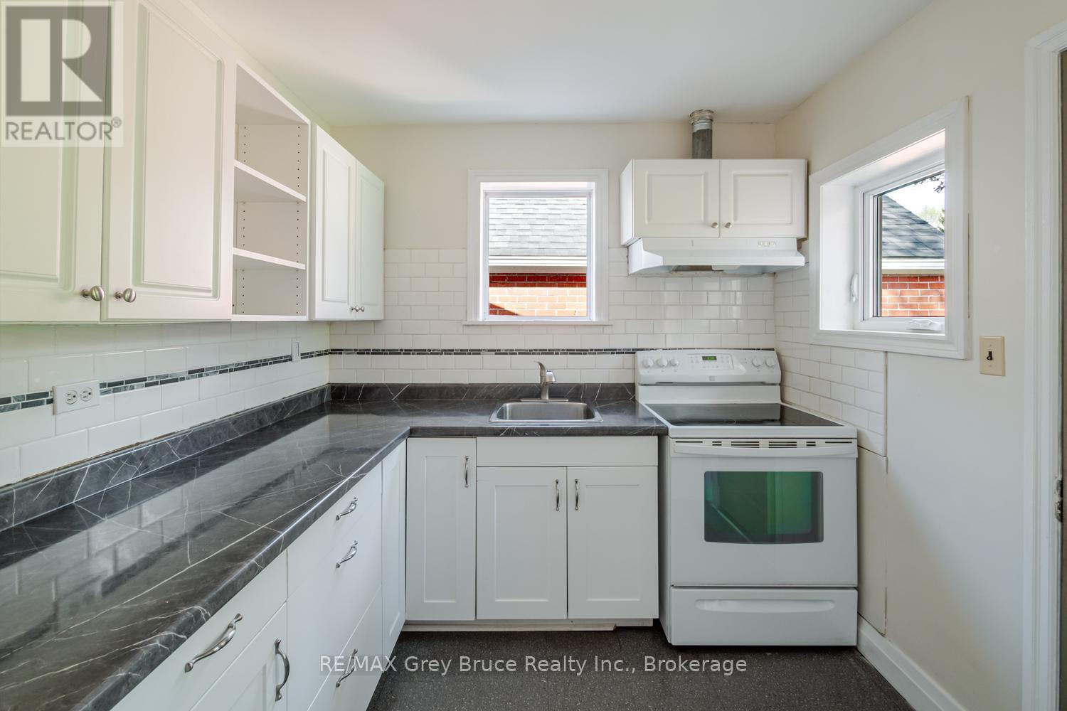 129 3rd A Street W, Owen Sound, Ontario N4K 3J6 - Photo 15 - X13168702