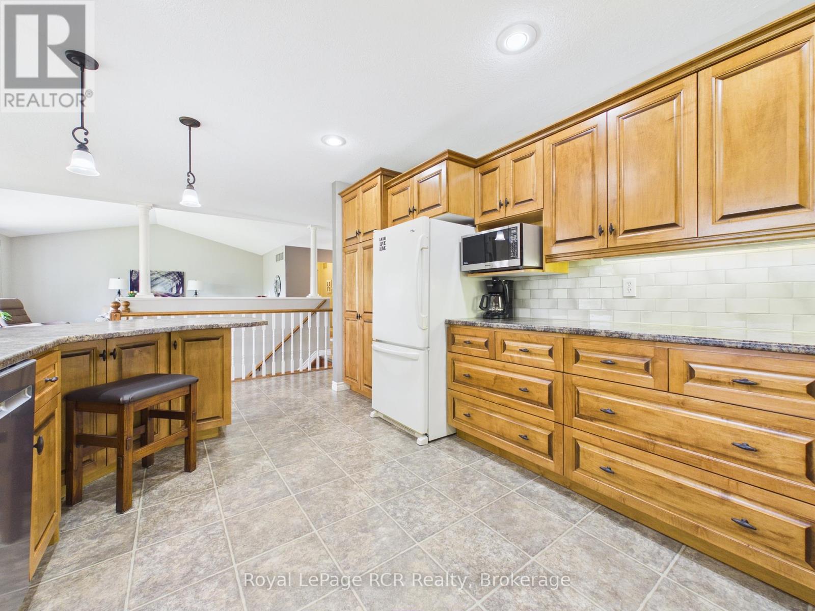 75 Alfred Street W, North Huron, Ontario N0G 2W0 - Photo 14 - X13168714