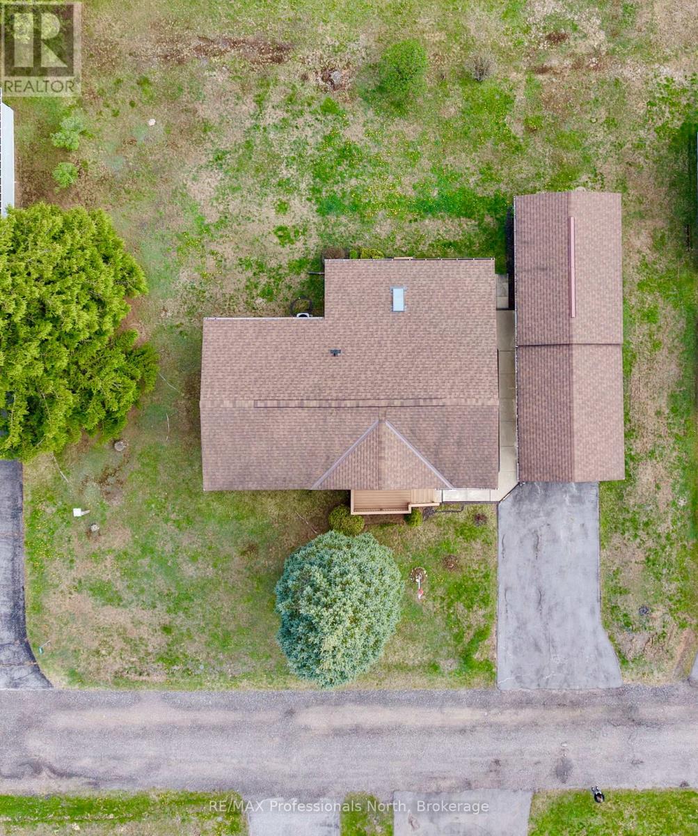 1094 Seventh Lane, Minden Hills, Ontario K0M 2K0 - Photo 46 - X13168846