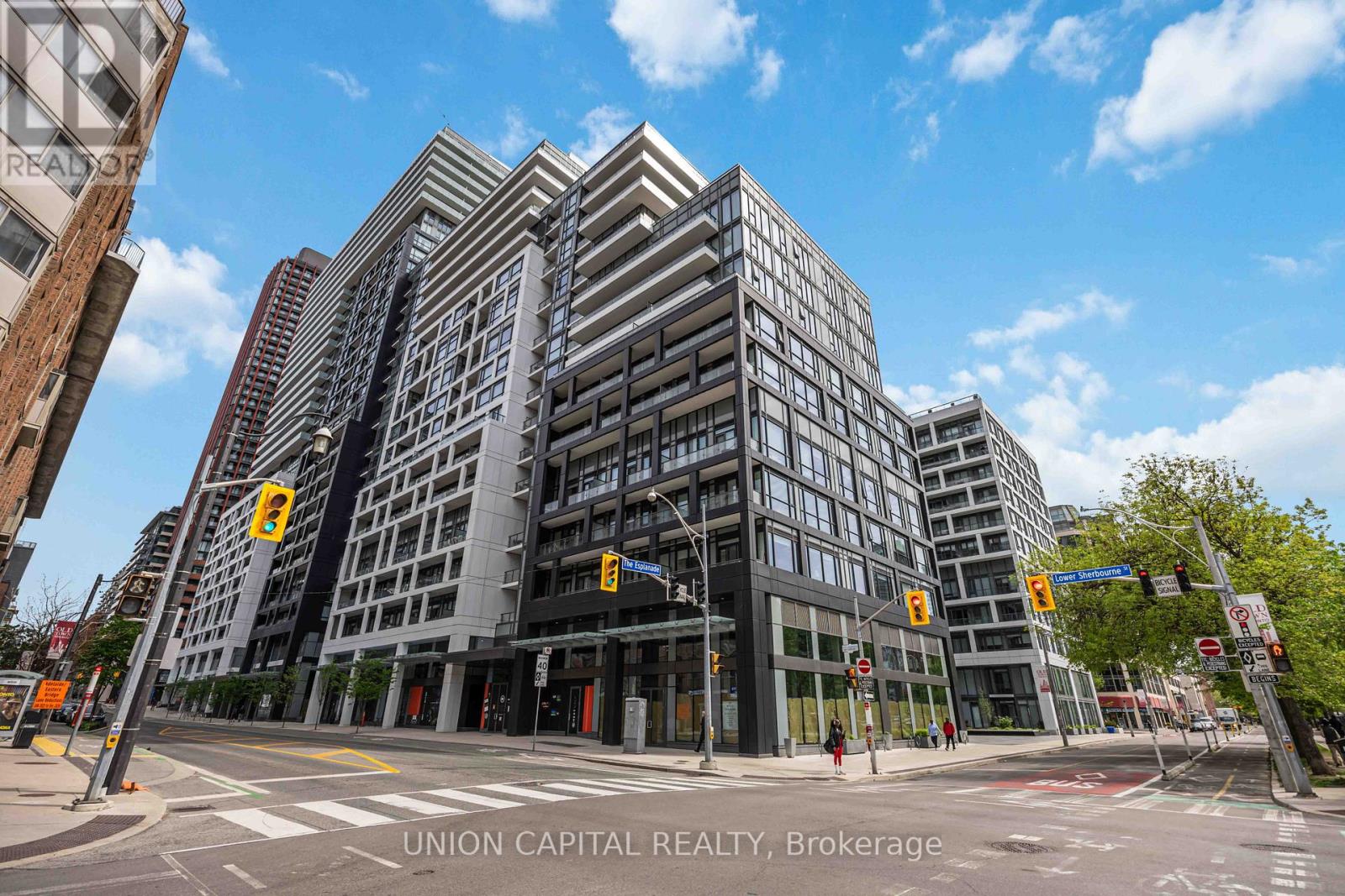 647 - 121 LOWER SHERBOURNE STREET, Toronto, Ontario