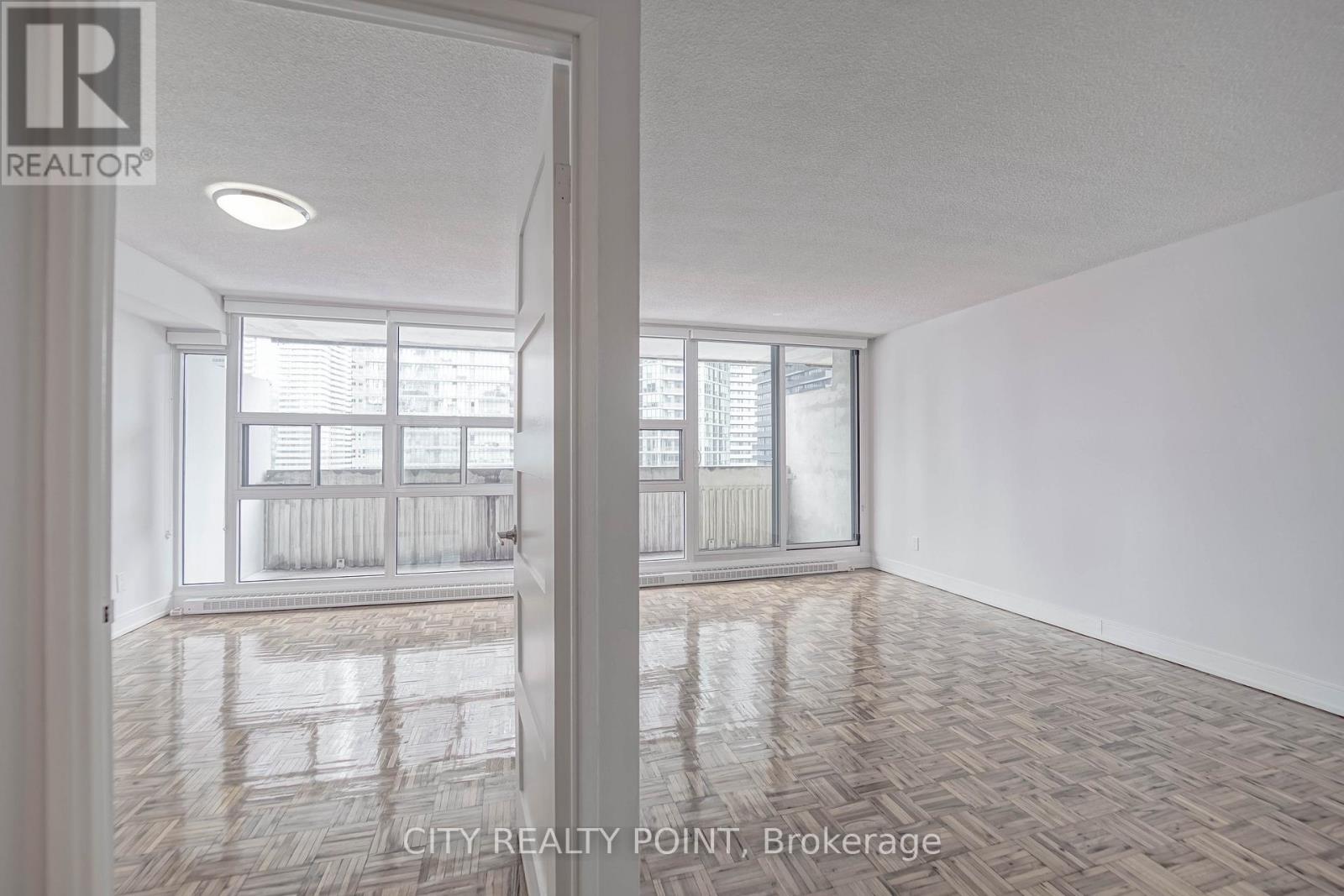 1009 - 33 Isabella Street, Toronto, Ontario  M4Y 2P7 - Photo 3 - C13168828