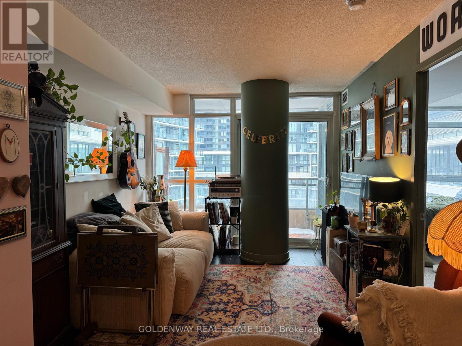 956 - 10 Capreol Court, Toronto, Ontario  M5V 4B3 - Photo 12 - C13168926