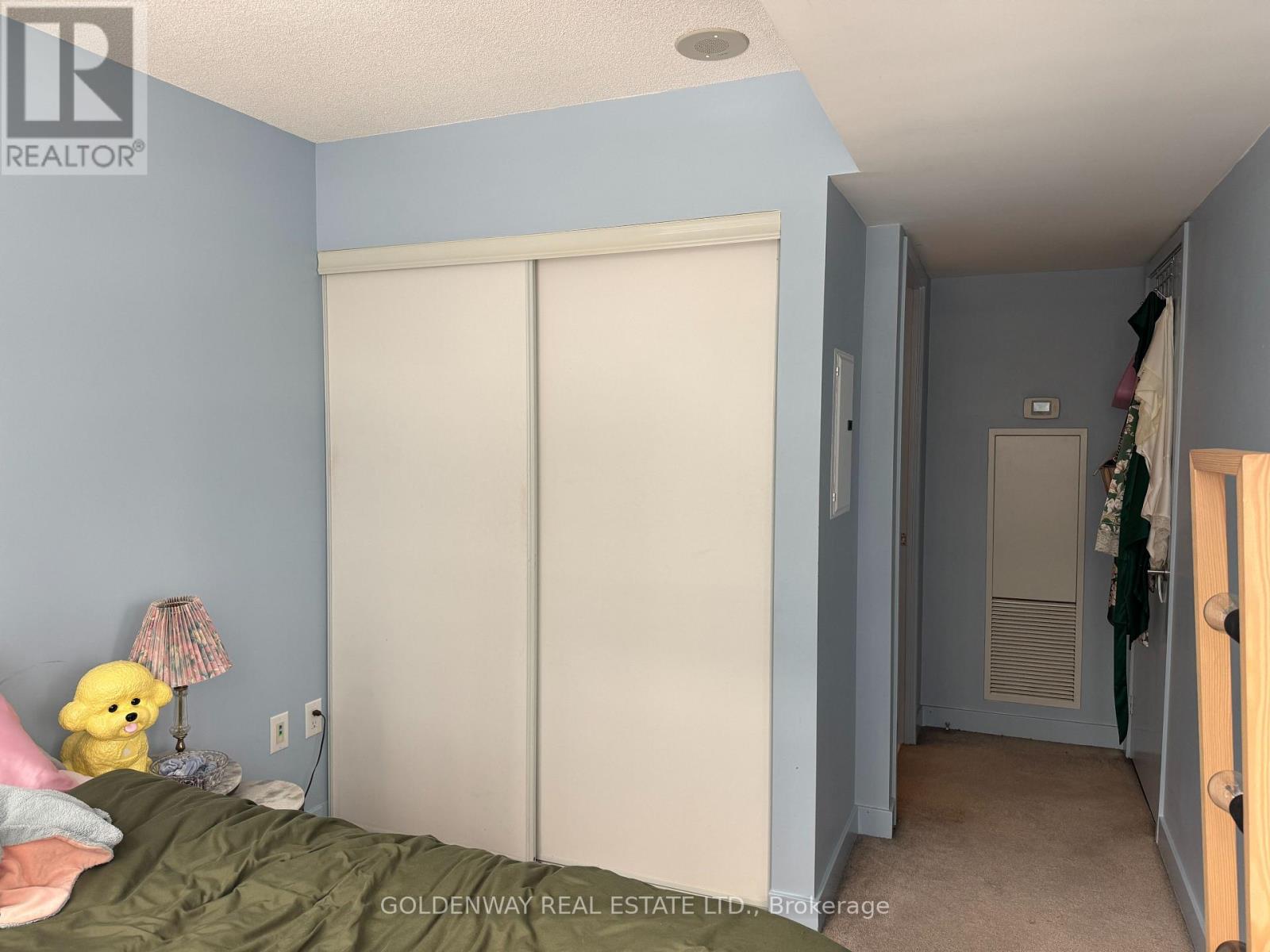 956 - 10 Capreol Court, Toronto, Ontario  M5V 4B3 - Photo 5 - C13168926