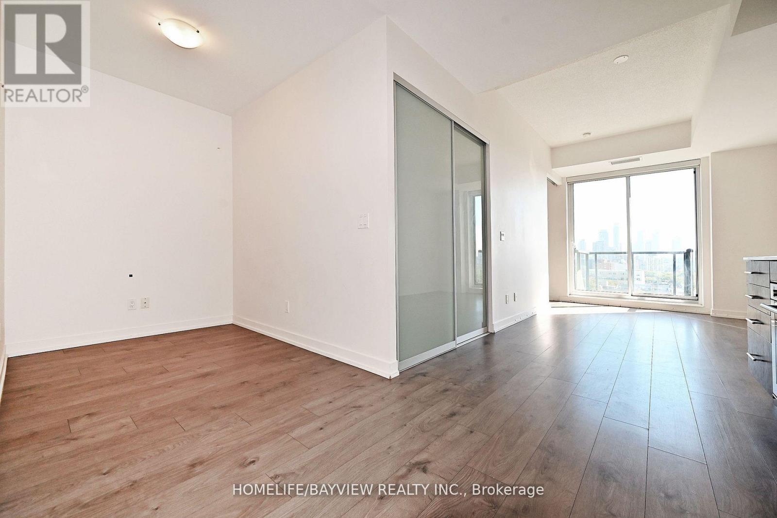 1009 - 297 College Street, Toronto, Ontario  M5T 1S2 - Photo 25 - C13168948