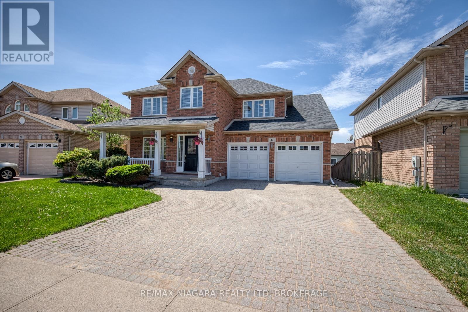 47 Honey Locust Circle, Thorold, Ontario  L2V 5E2 - Photo 2 - X13168946